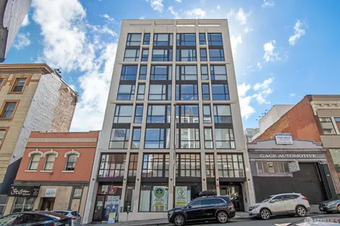 $698,000 | 1433 Bush Street, Unit 504, San Francisco, CA 94109