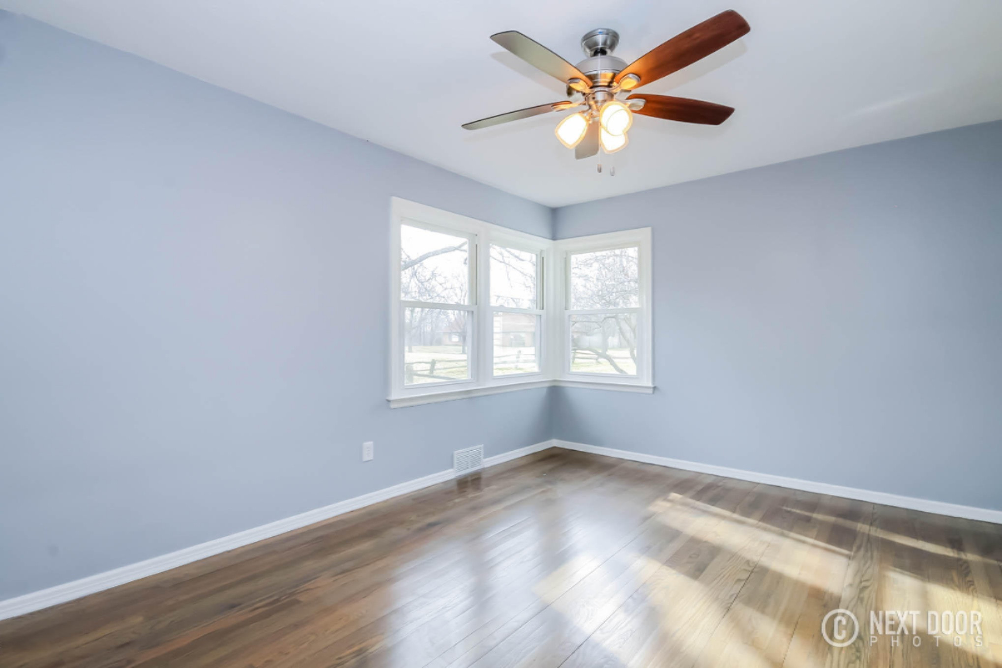 3020 Cascade Road Southeast East Grand Rapids, MI 49506 - Photo 13 of 24 IMG_3727Blended