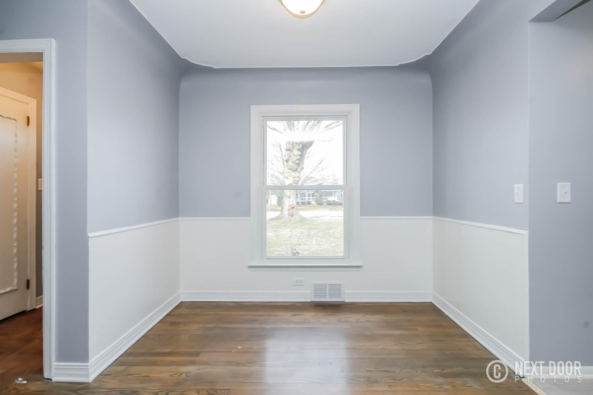 3020 Cascade Road Southeast East Grand Rapids, MI 49506 - Photo 4 of 24 IMG_3701Blended