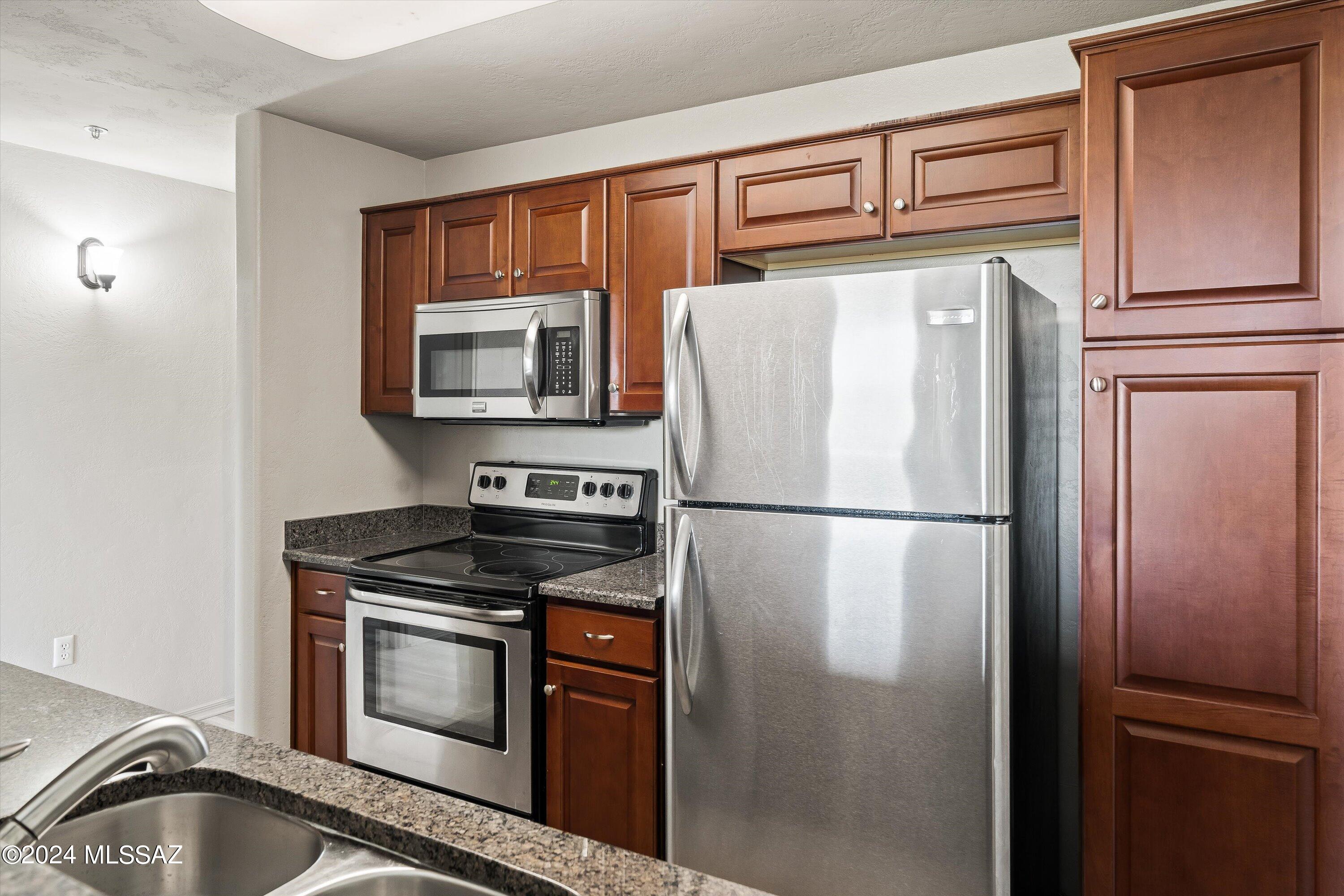 2550 East River Road, Unit 20302 Tucson, AZ 85718 - Photo 13 of 39