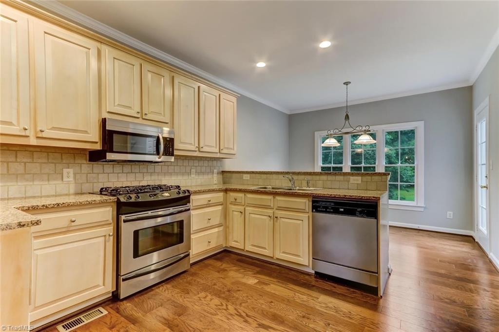 6103 Trotter Ridge Road Summerfield, NC 27358 - Photo 10 of 30