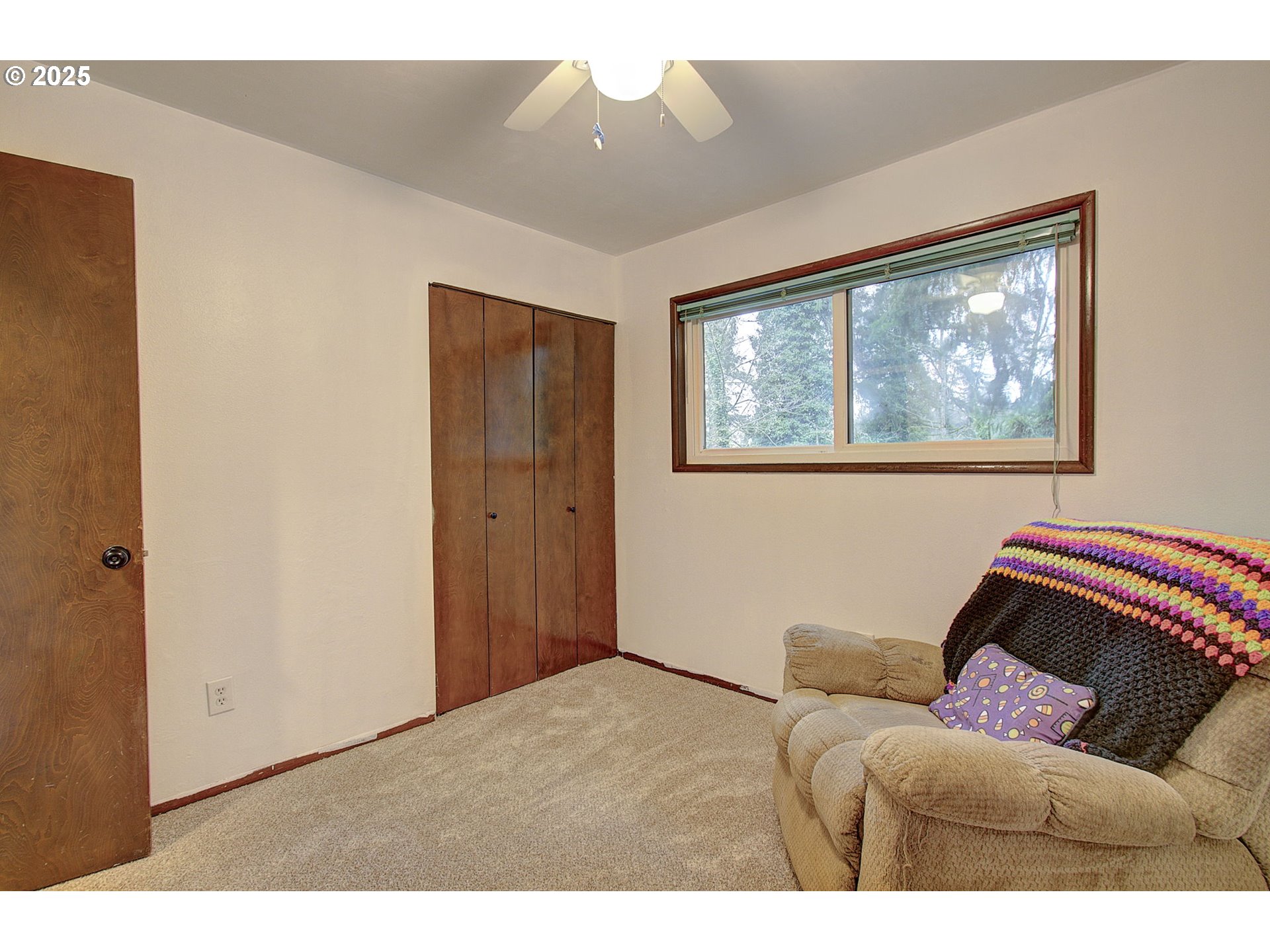 2756 Columbia Heights Road Longview, WA 98632 - Photo 18 of 38 Bedroom