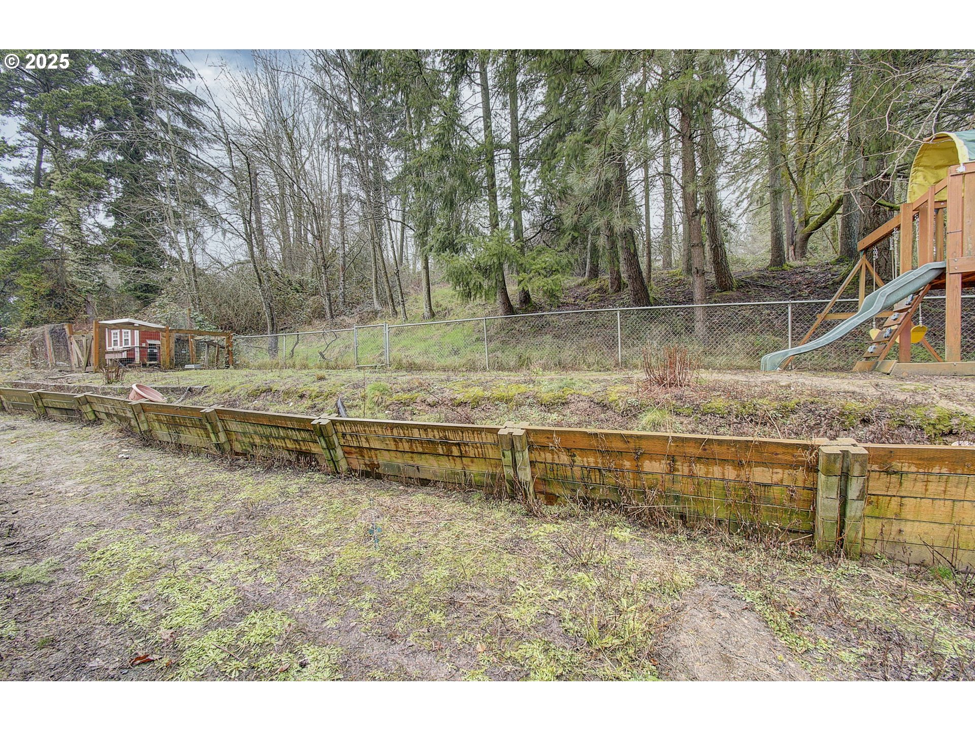 2756 Columbia Heights Road Longview, WA 98632 - Photo 27 of 38 Backyard