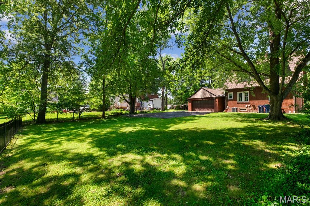 816 South Sappington Road St. Louis, MO 63126 - Photo 54 of 57 Gallery Image 54