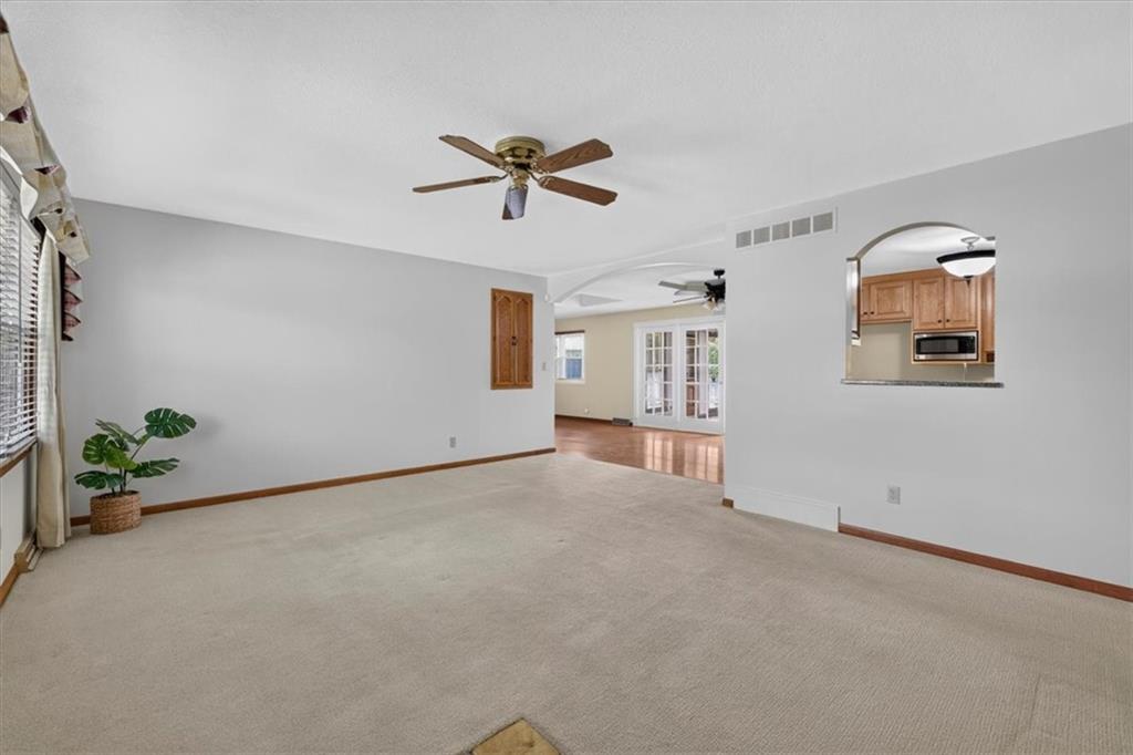 734 North Allen Road Independence, MO 64050 - Photo 6 of 77 Gallery Image 6