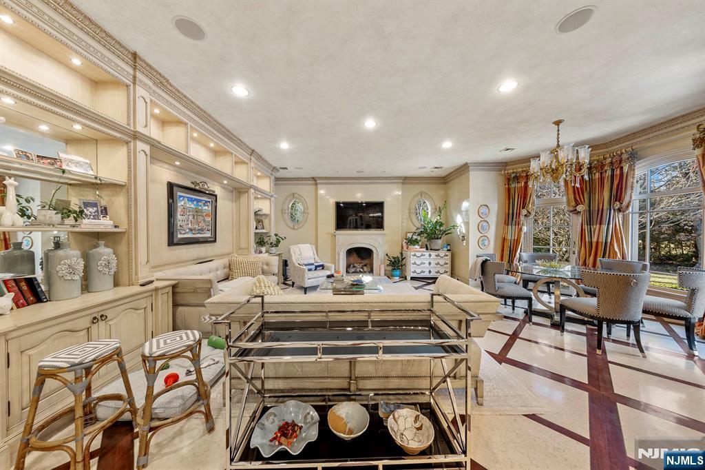 78 Roberts Road Englewood Cliffs, NJ 07632 - Photo 17 of 50