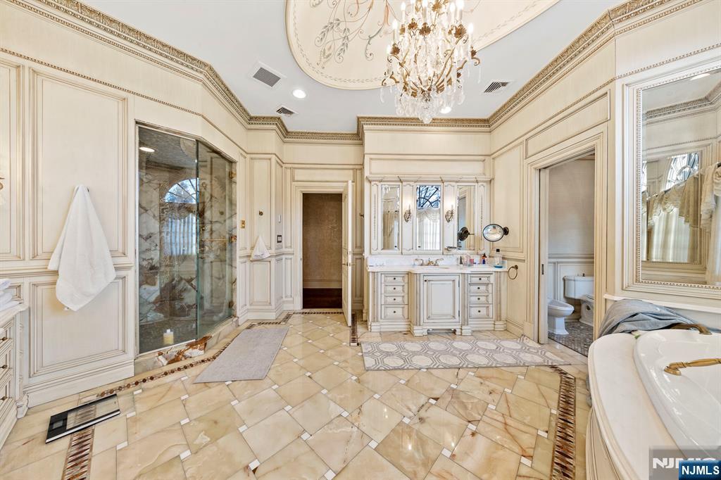 78 Roberts Road Englewood Cliffs, NJ 07632 - Photo 27 of 50