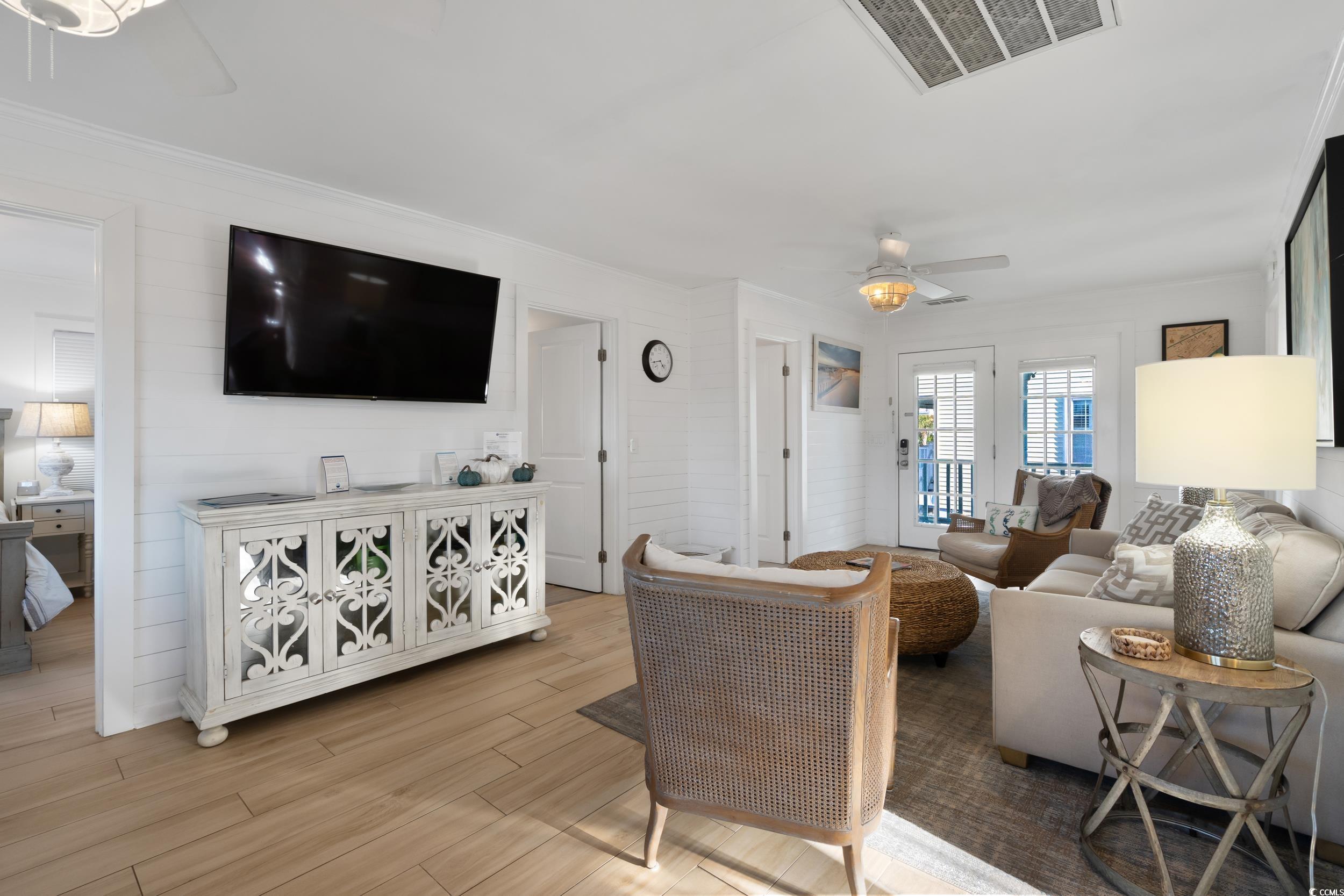 147 Anglers Drive Murrells Inlet, SC 29576 - Photo 5 of 37 Living room