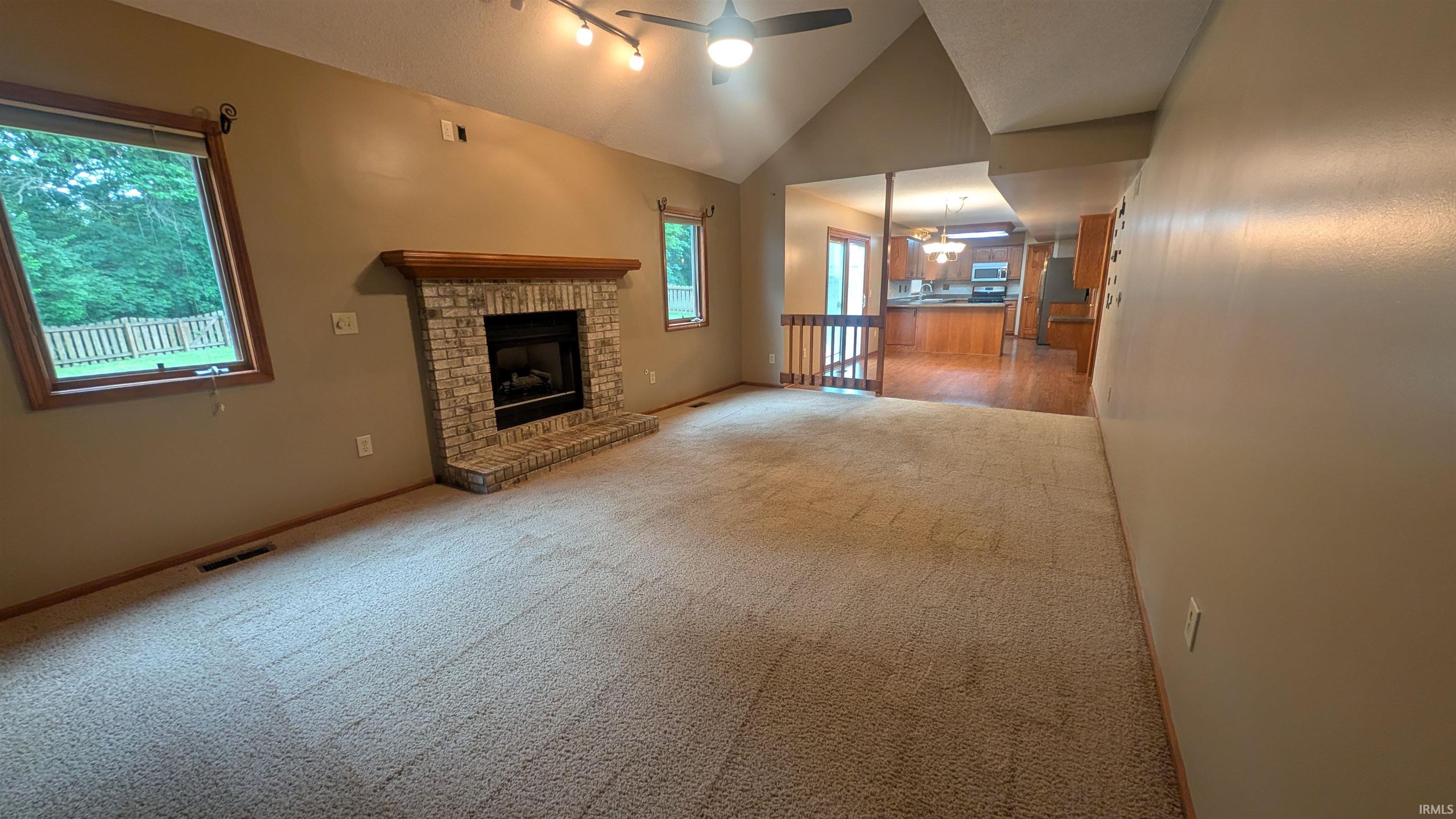 2725 Sweet Cider Road Fort Wayne, IN 46818 - Photo 7 of 28