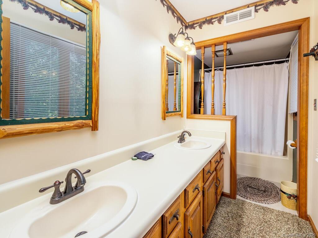174 O'Brien Road Lake Lure, NC 28746 - Photo 16 of 38 Gallery Image 16