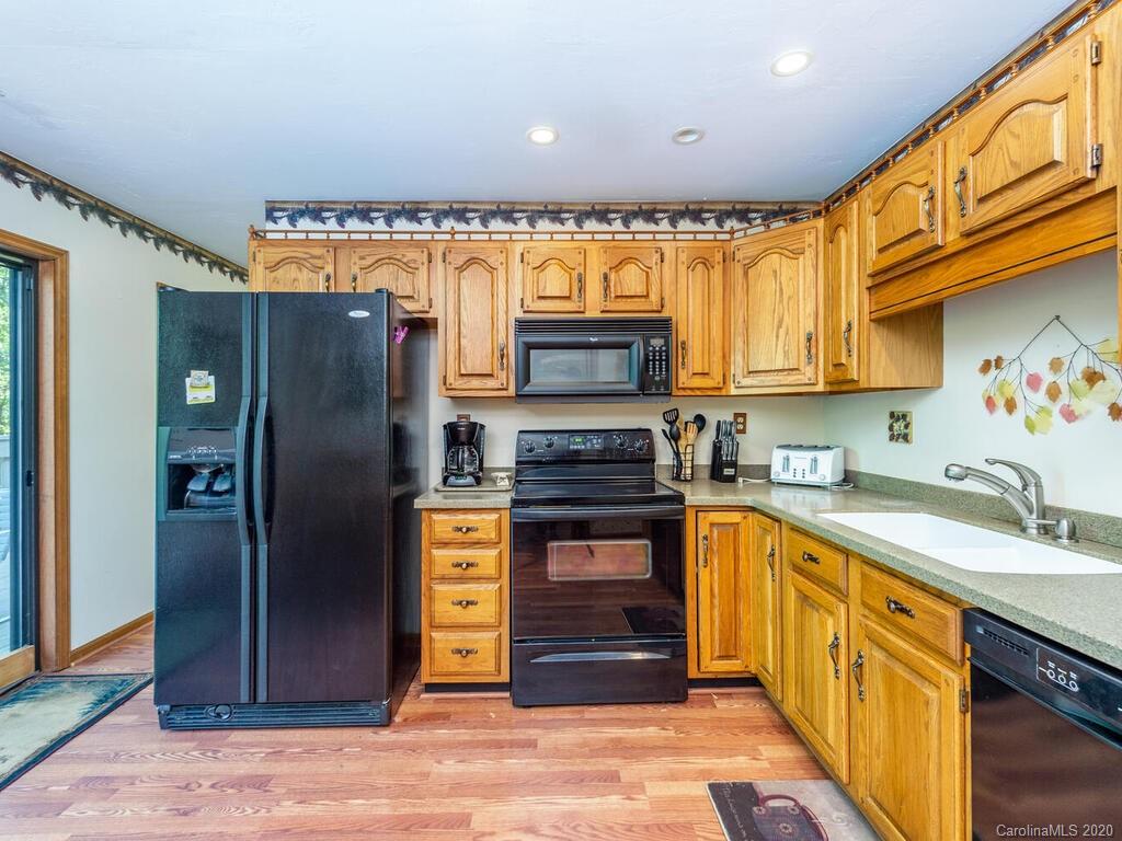 174 O'Brien Road Lake Lure, NC 28746 - Photo 8 of 38 Gallery Image 8