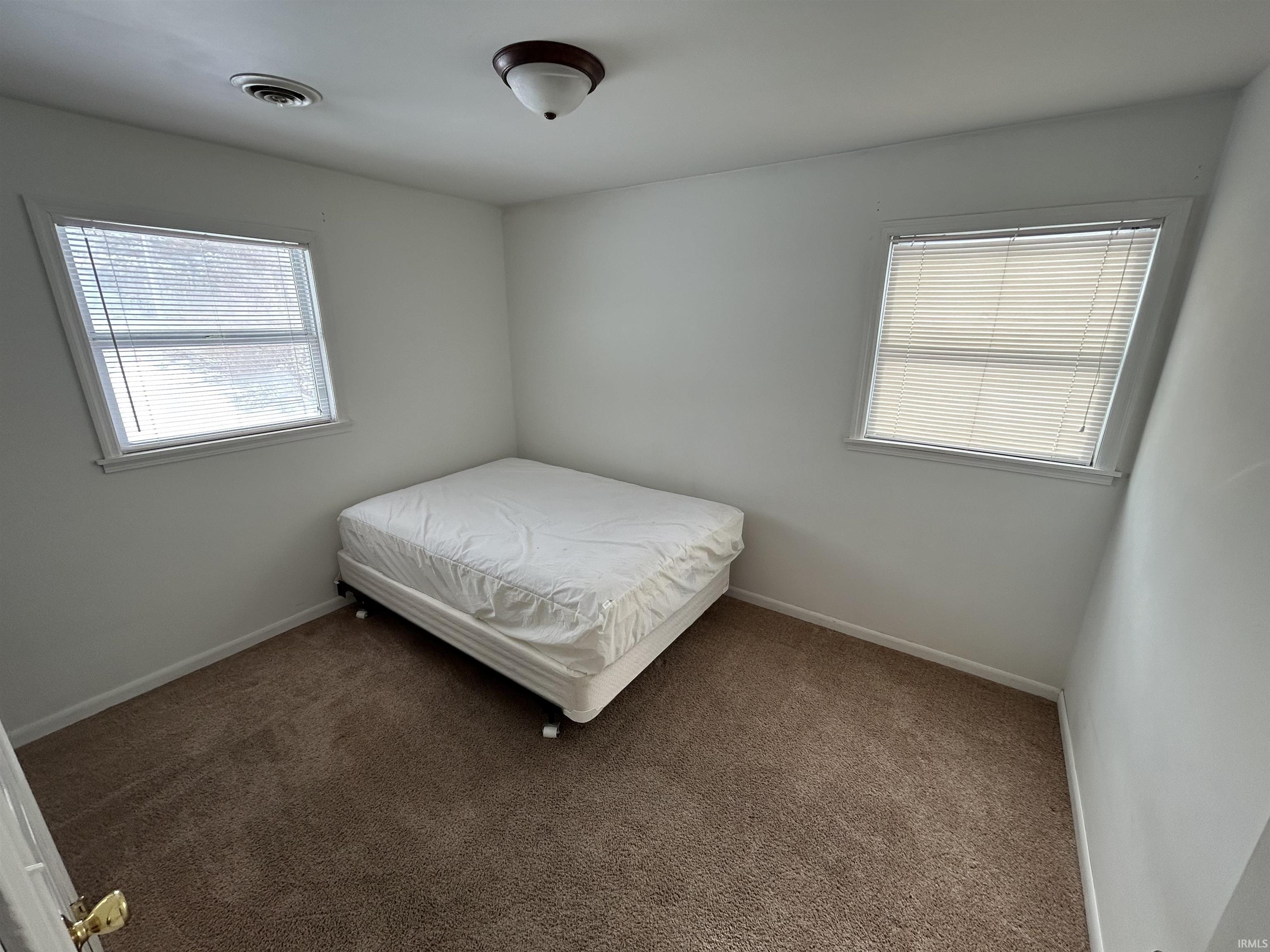 1215 McDowell Road Vincennes, IN 47591 - Photo 9 of 17 Gallery Image 9