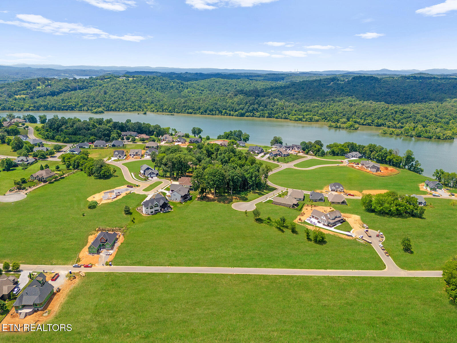 2594 Chestnut Lane Loudon, TN 37774 - Photo 13 of 35 DJI_20250704025154_0174_D