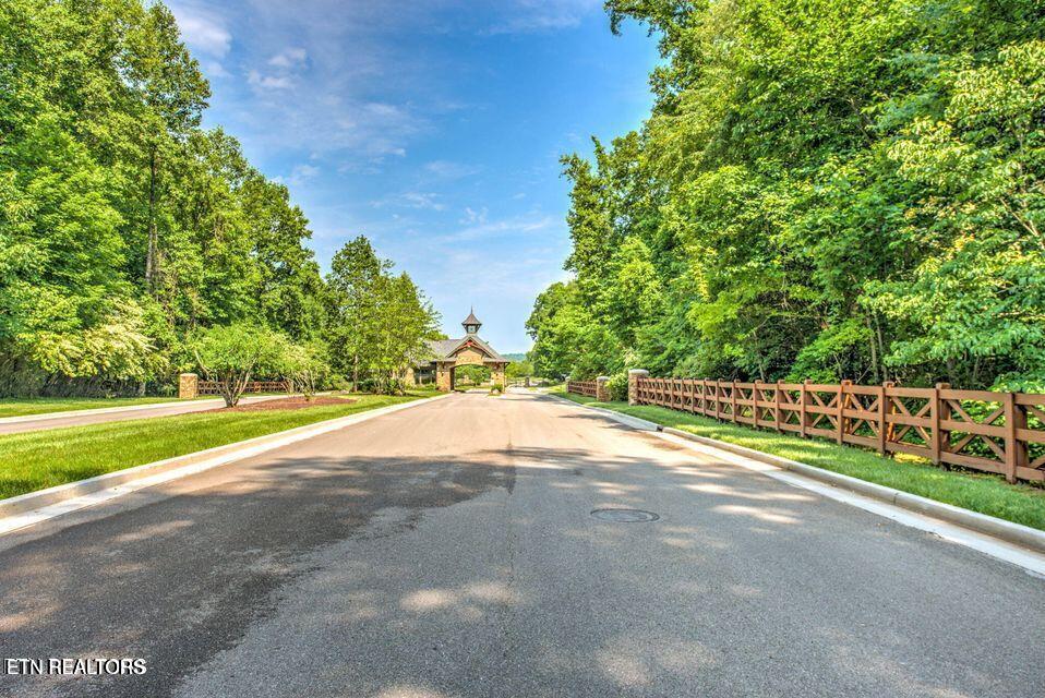 2594 Chestnut Lane Loudon, TN 37774 - Photo 35 of 35 Guard Gate Entry