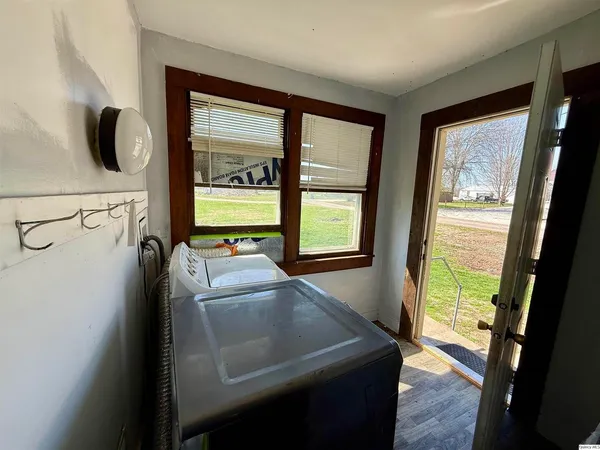 $50,900 | 622 East Center Street, Loraine, IL 62349