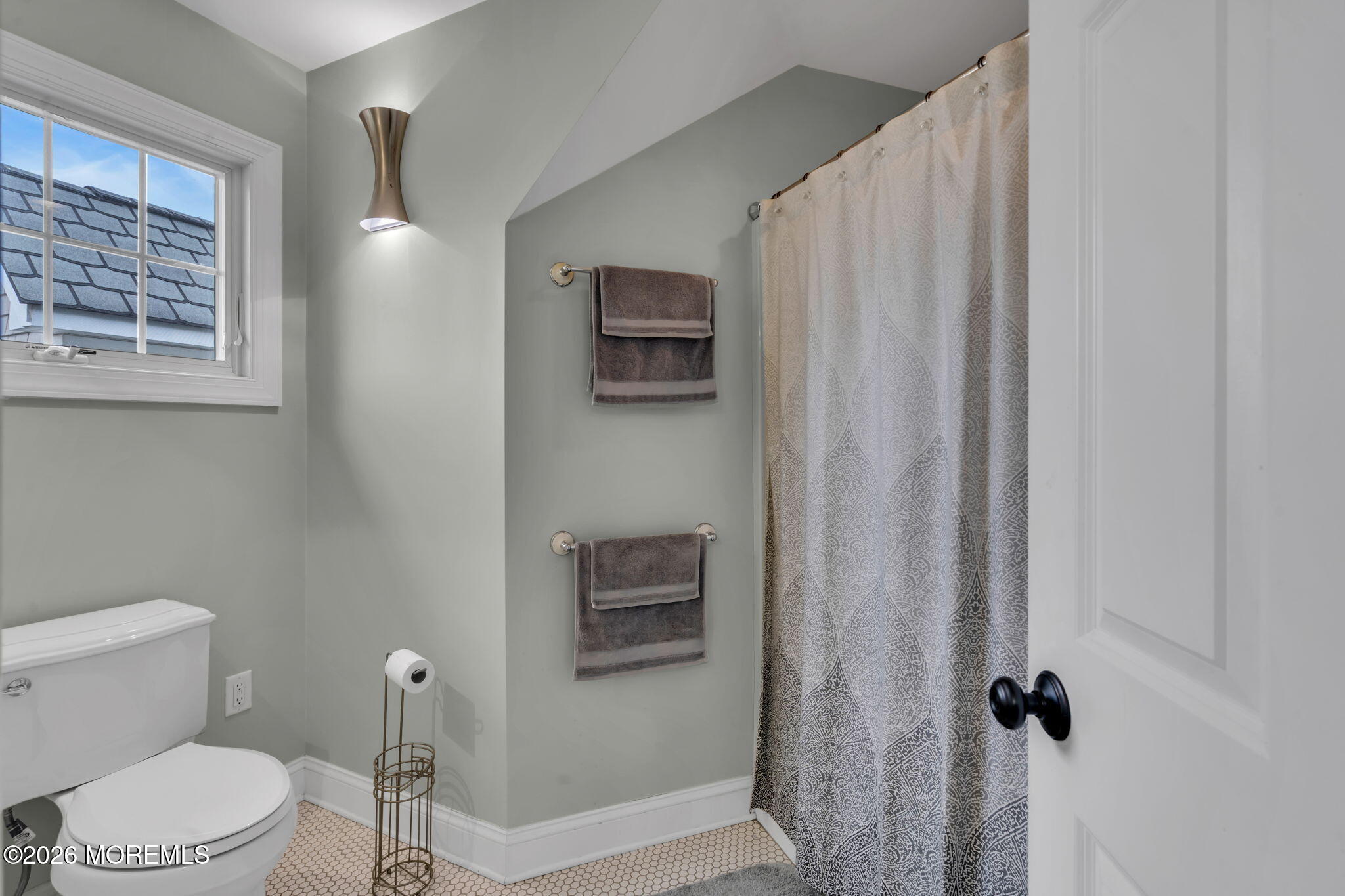 231 Friendship Road Howell, NJ 07731 - Photo 12 of 91 48-web-or-mls-DSC01375