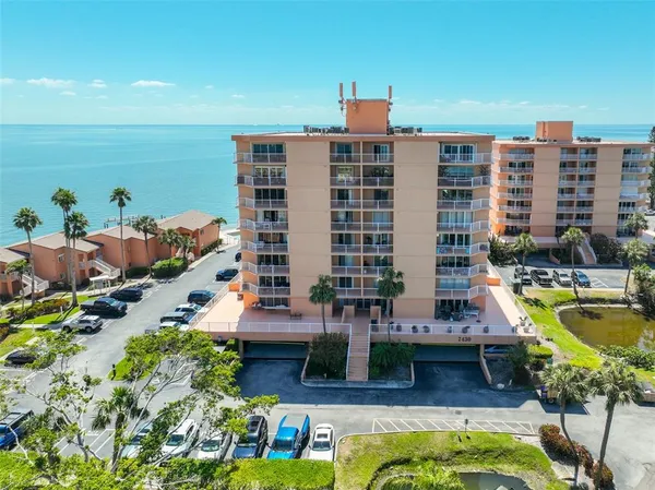 $3,000 | 7430 Sunshine Skyway Lane South, Unit 403, St. Petersburg, FL 33711