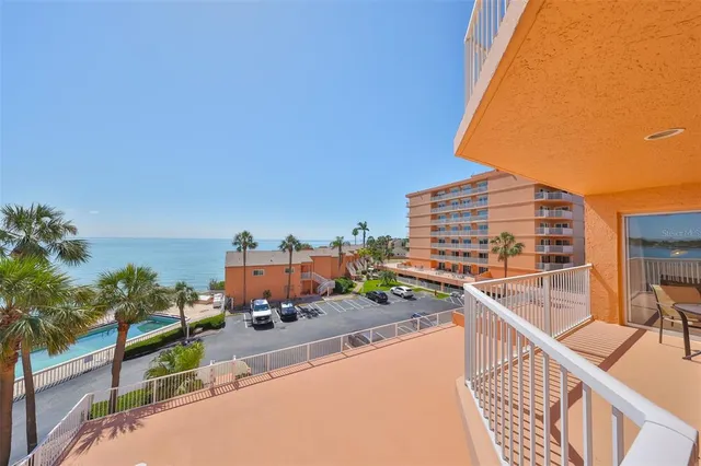 $3,000 | 7430 Sunshine Skyway Lane South, Unit 403, St. Petersburg, FL 33711