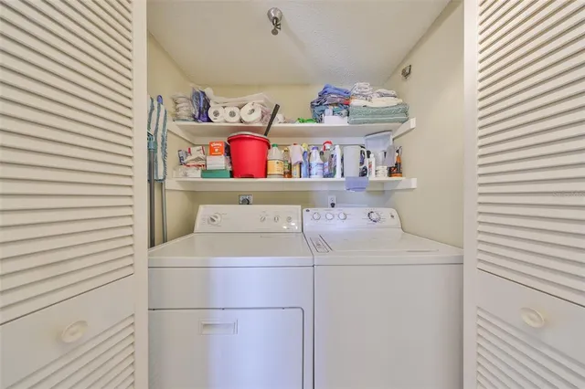 $3,000 | 7430 Sunshine Skyway Lane South, Unit 403, St. Petersburg, FL 33711