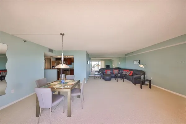 $3,000 | 7430 Sunshine Skyway Lane South, Unit 403, St. Petersburg, FL 33711