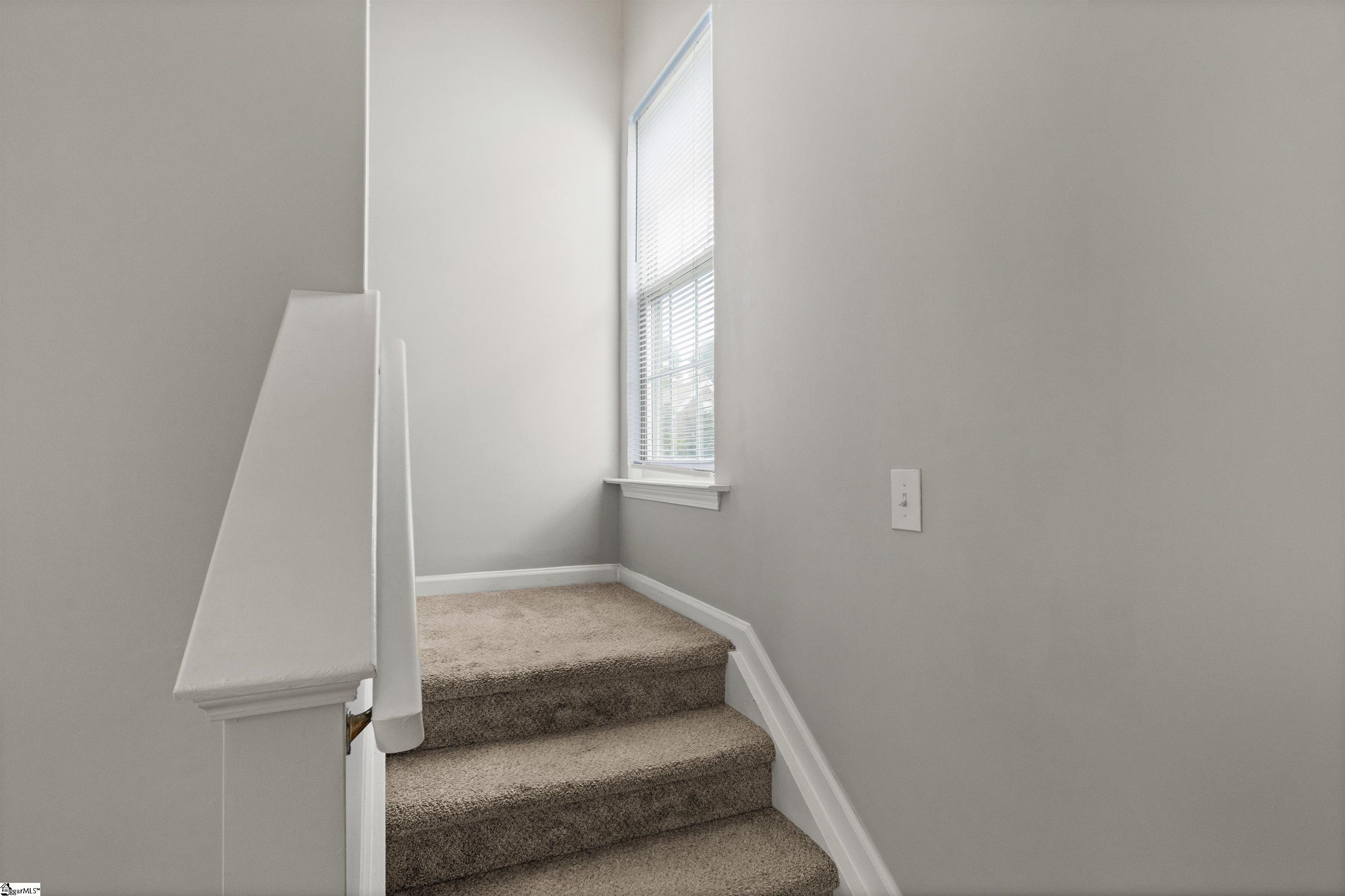 112 Sentinel Court Simpsonville, SC 29681 - Photo 13 of 36