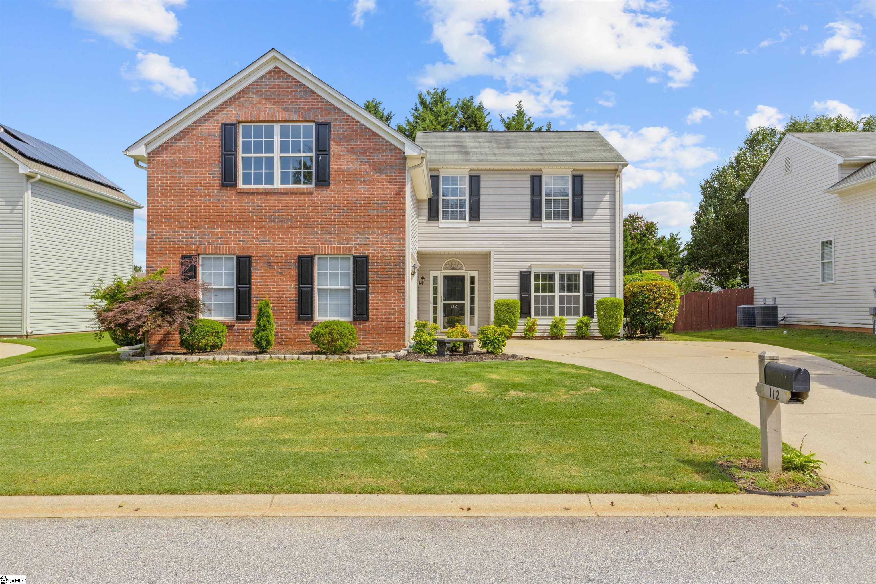 112 Sentinel Court Simpsonville, SC 29681 - Photo 2 of 36