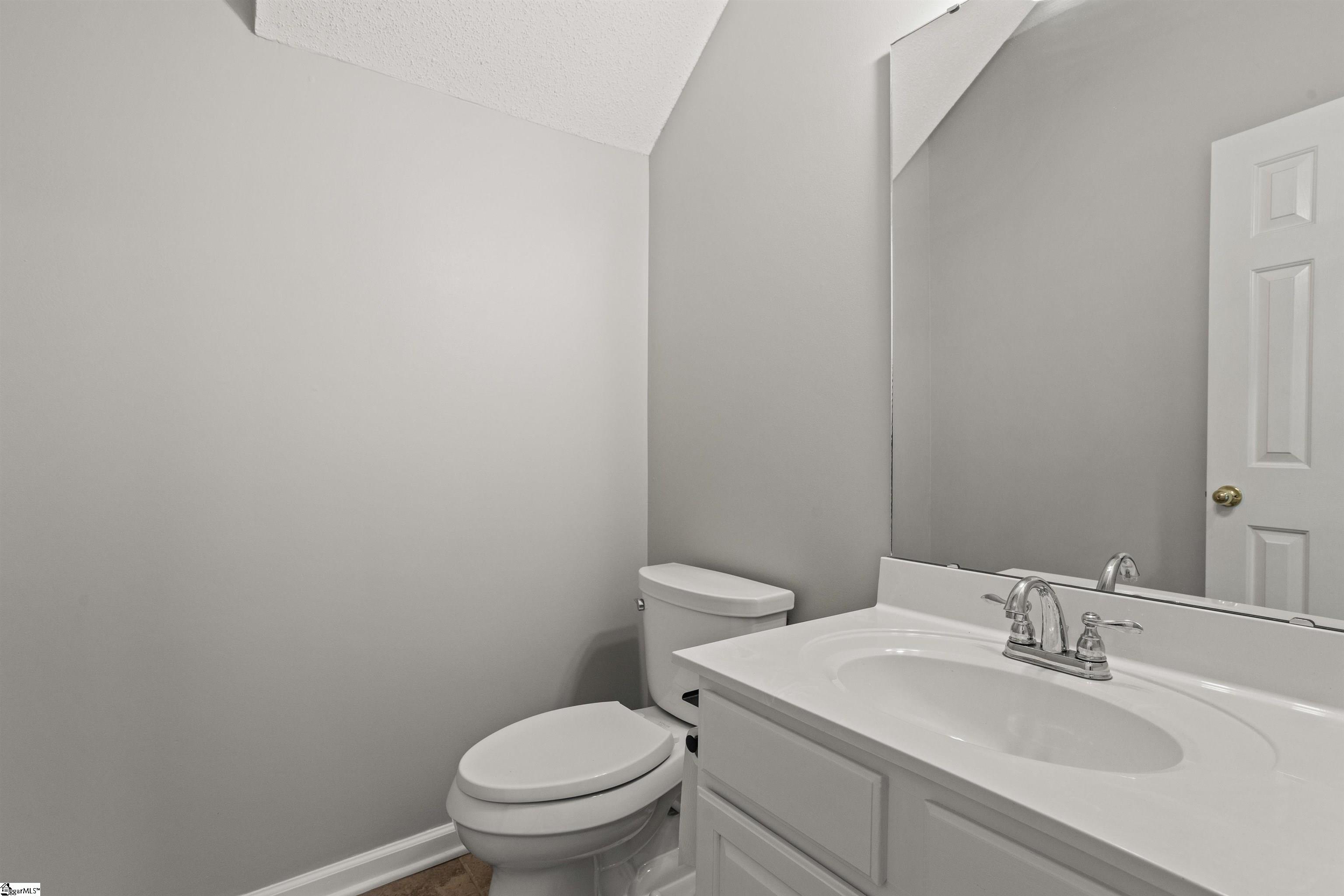 112 Sentinel Court Simpsonville, SC 29681 - Photo 7 of 36