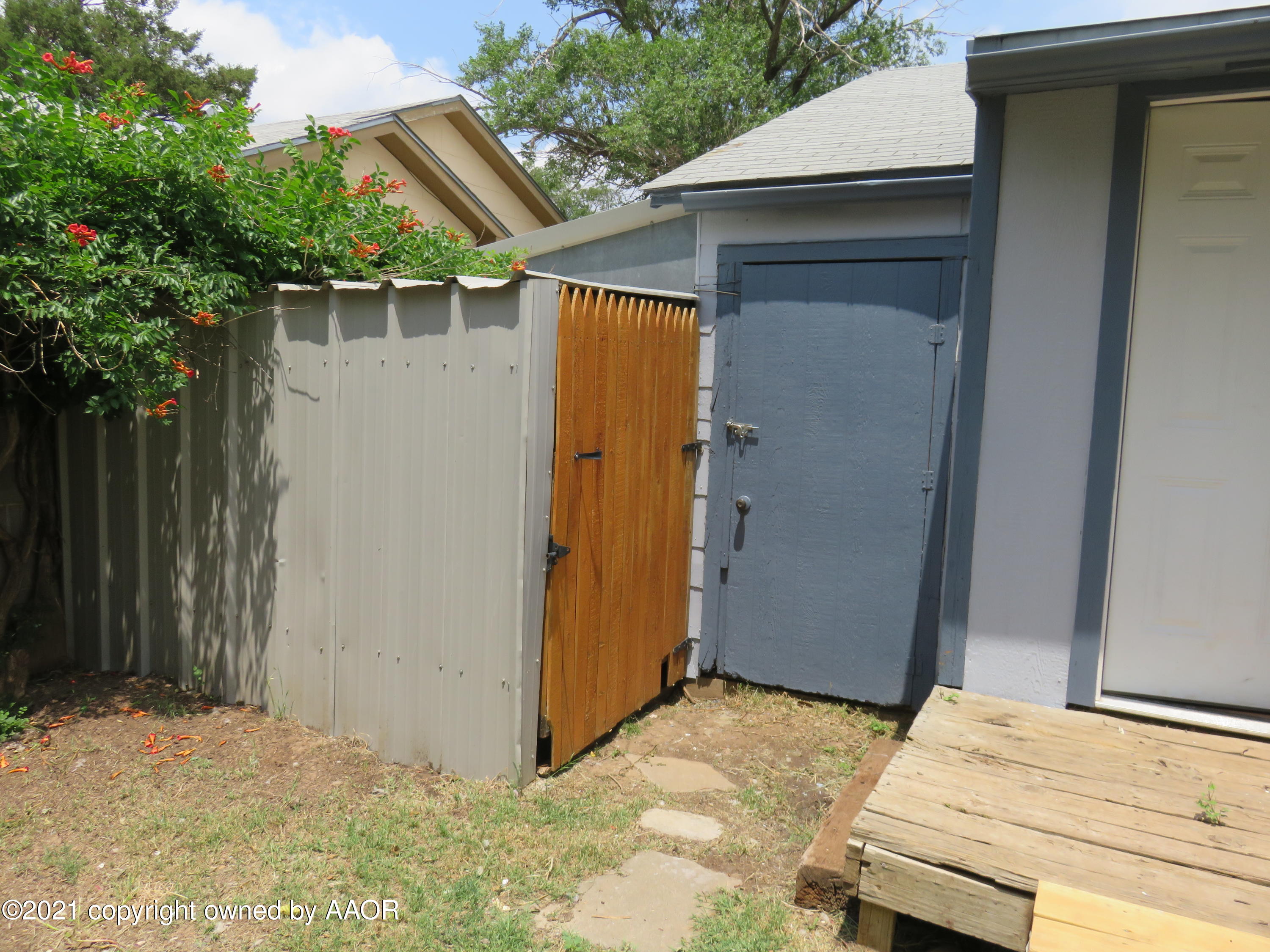 4804 Bowie Street Amarillo, TX 79110 - Photo 13 of 18 Backyard Storage