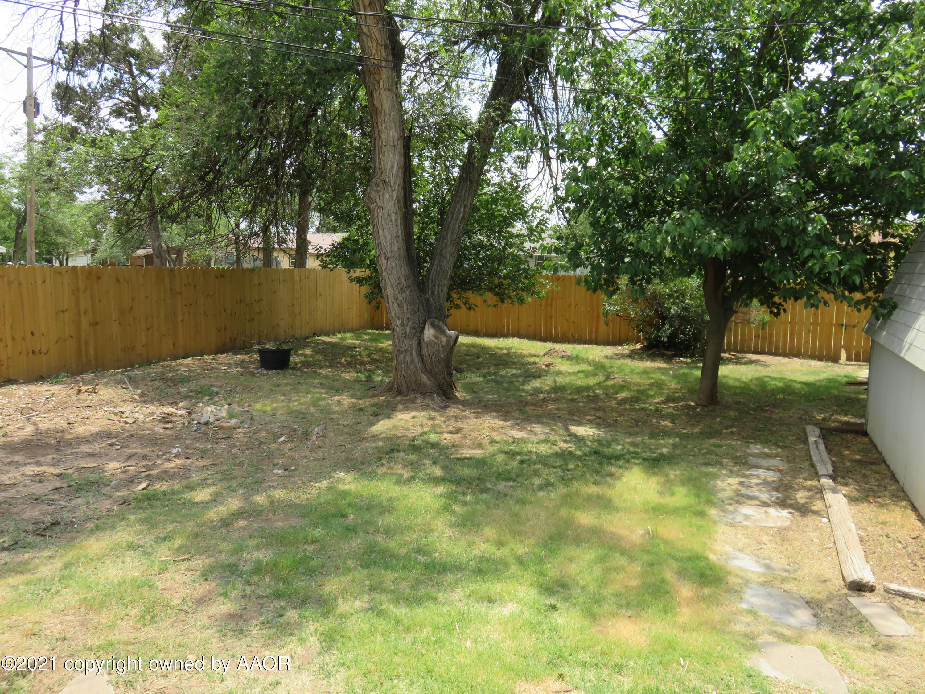 4804 Bowie Street Amarillo, TX 79110 - Photo 18 of 18 Backyard