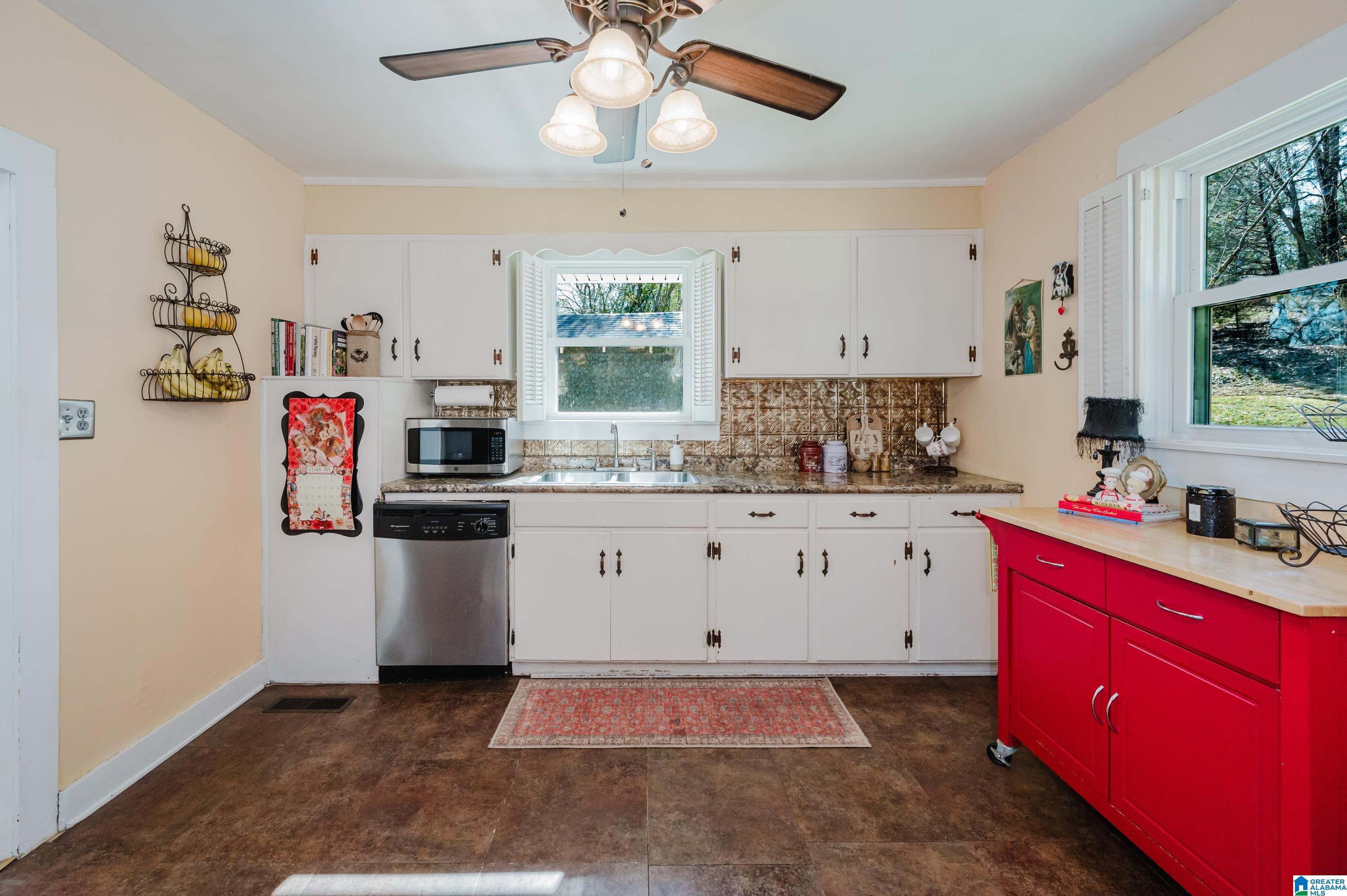 1606 Brookside Road Mount Olive, AL 35117 - Photo 17 of 47