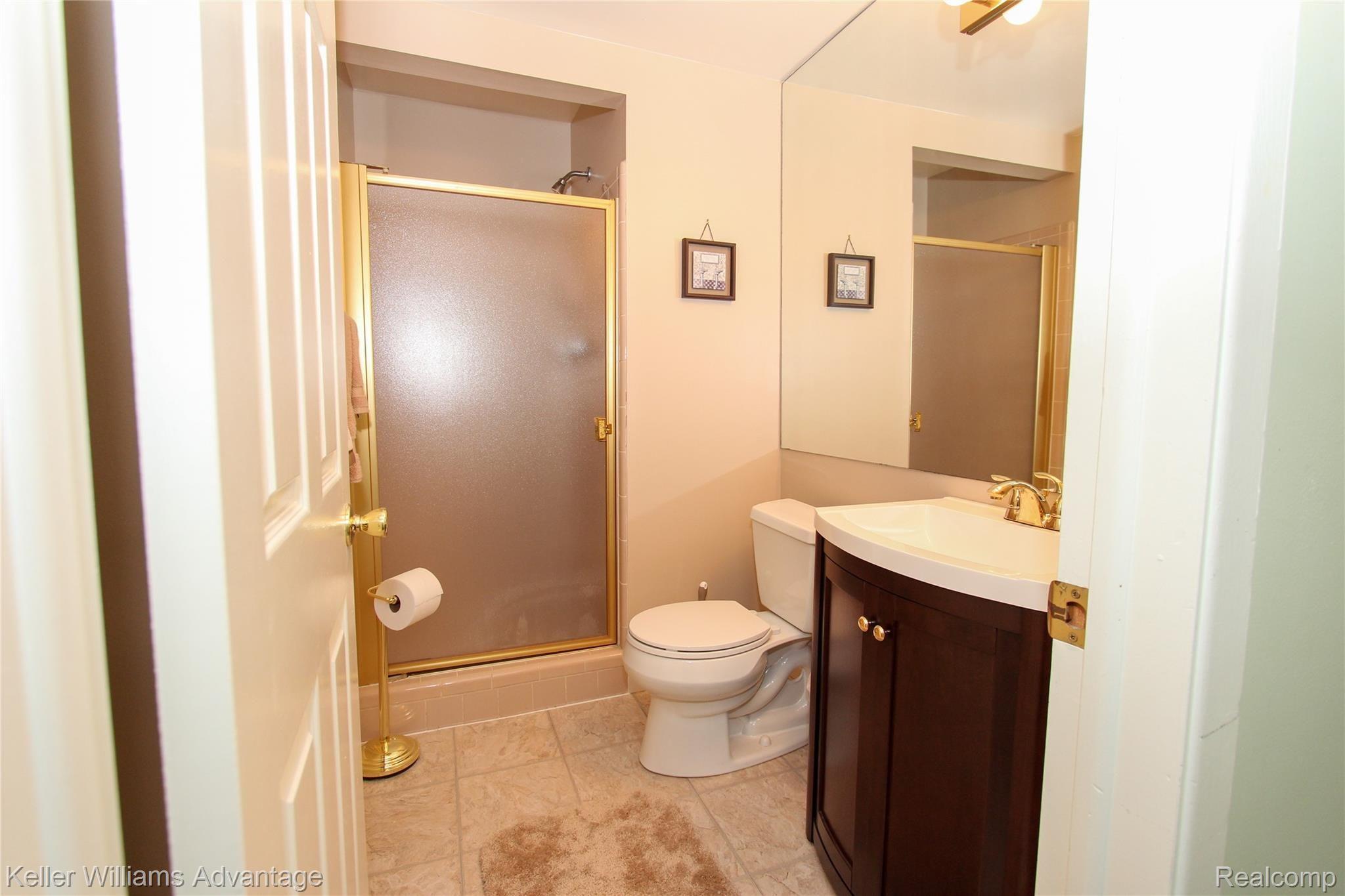 39924 Crosswinds Road Novi, MI 48375 - Photo 17 of 18 IMG_3434.jpg