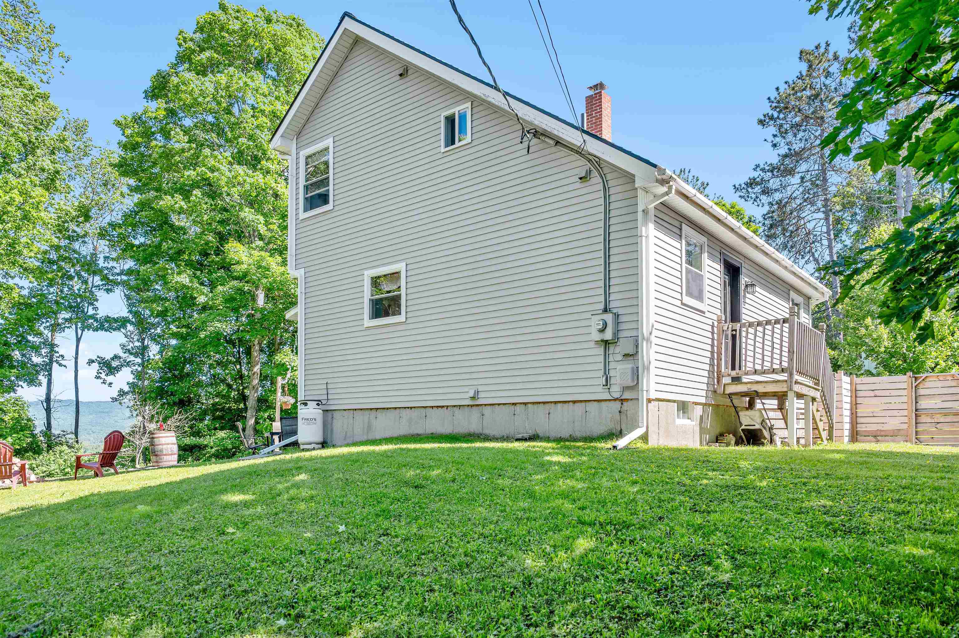 872 Golf Course Road Morristown, VT 05661 - Photo 3 of 52