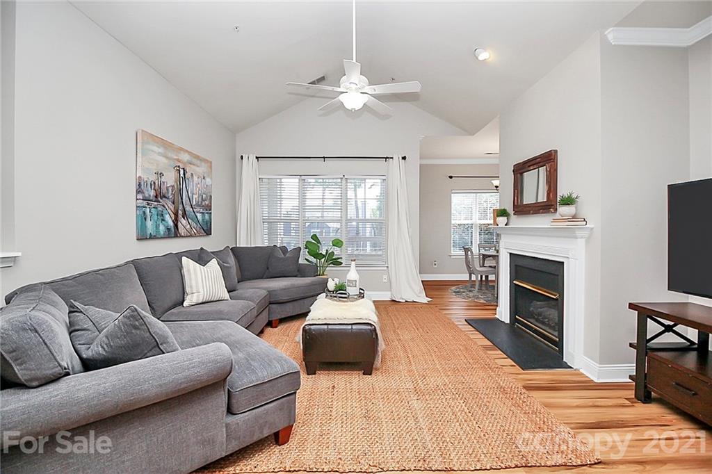 5730 Closeburn Road, Unit C Charlotte, NC 28210 - Photo 3 of 37 Gallery Image 3
