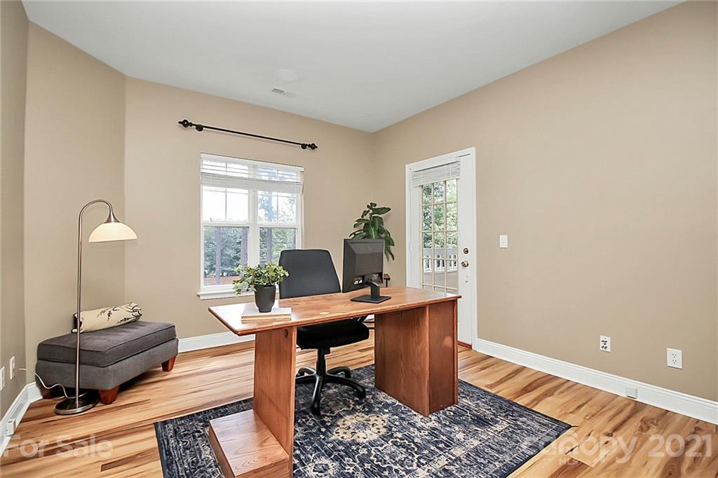 5730 Closeburn Road, Unit C Charlotte, NC 28210 - Photo 23 of 37 Gallery Image 23