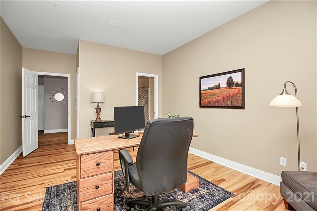 5730 Closeburn Road, Unit C Charlotte, NC 28210 - Photo 26 of 37 Gallery Image 26