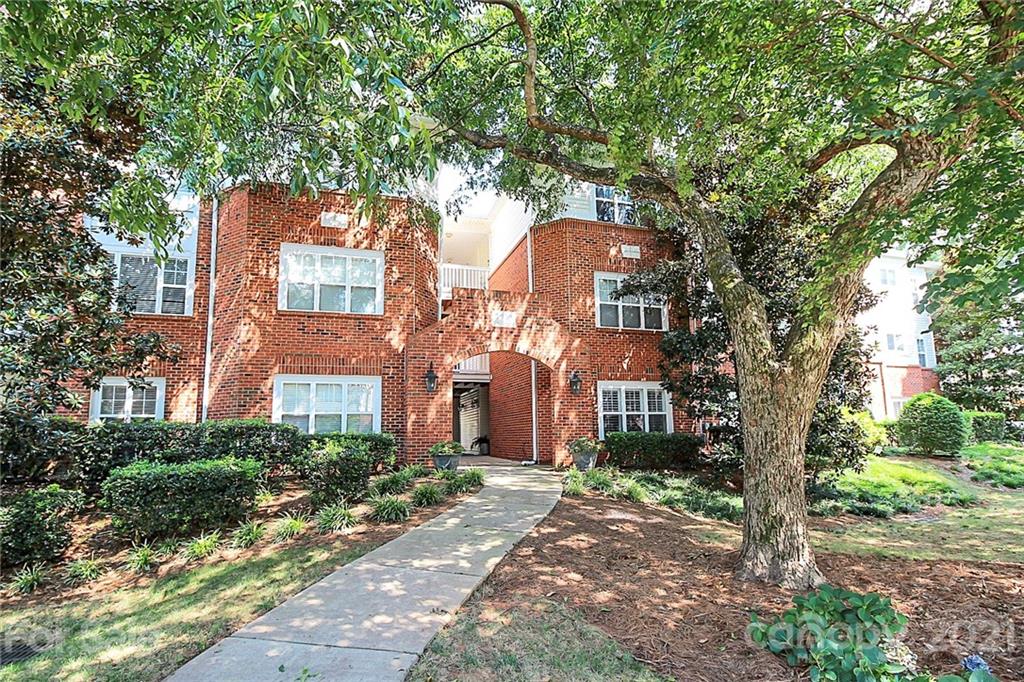 5730 Closeburn Road, Unit C Charlotte, NC 28210 - Photo 36 of 37 Gallery Image 36