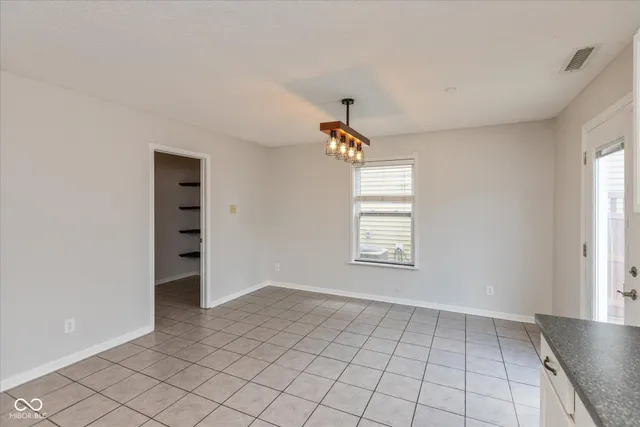 $2,375 | 2372 Cedarmill Drive, Franklin, IN 46131