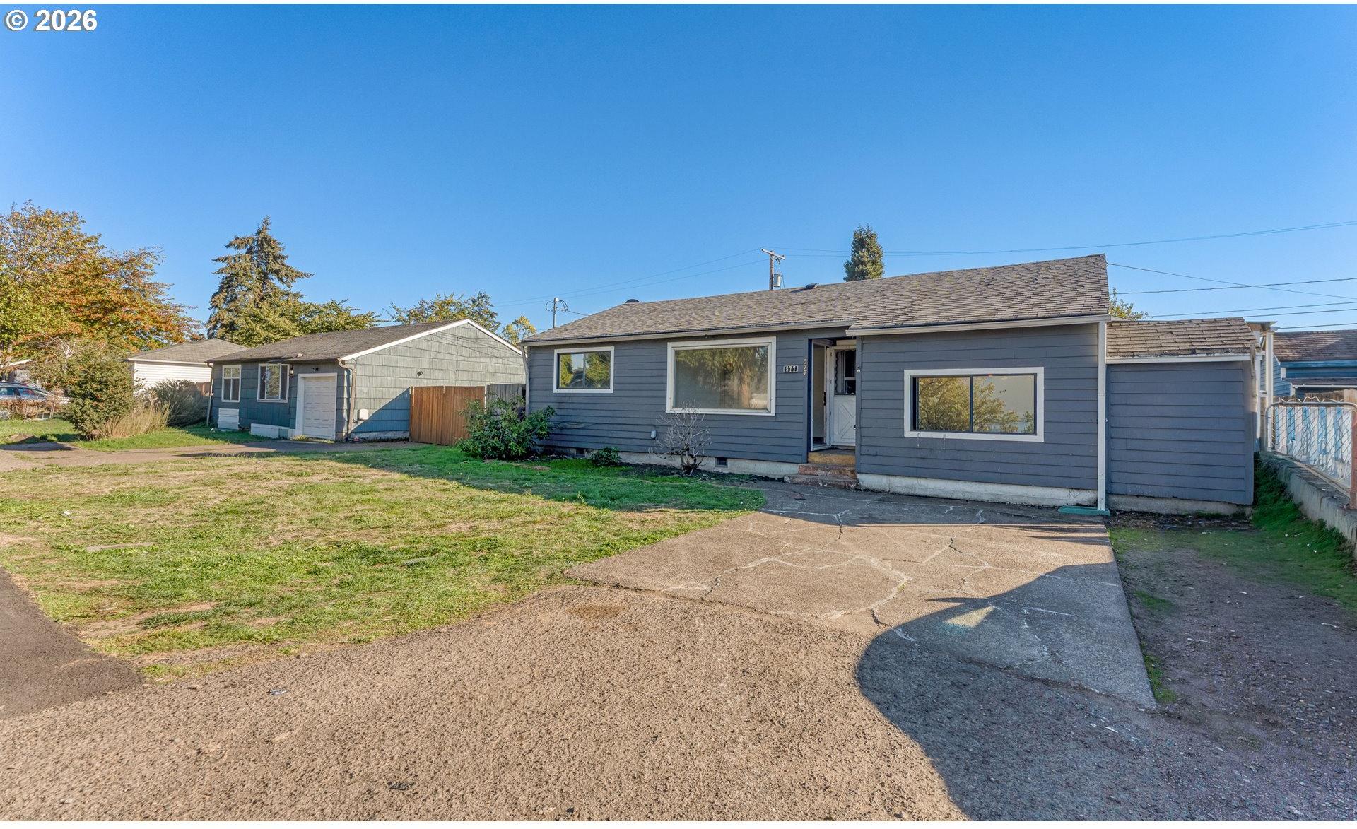 577 Pacific Avenue Springfield, OR 97477 - Photo 5 of 44 Gallery Image 5