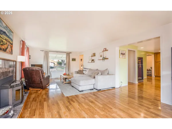 $535,000 | 215 Jonquil Avenue, Eugene, OR 97404