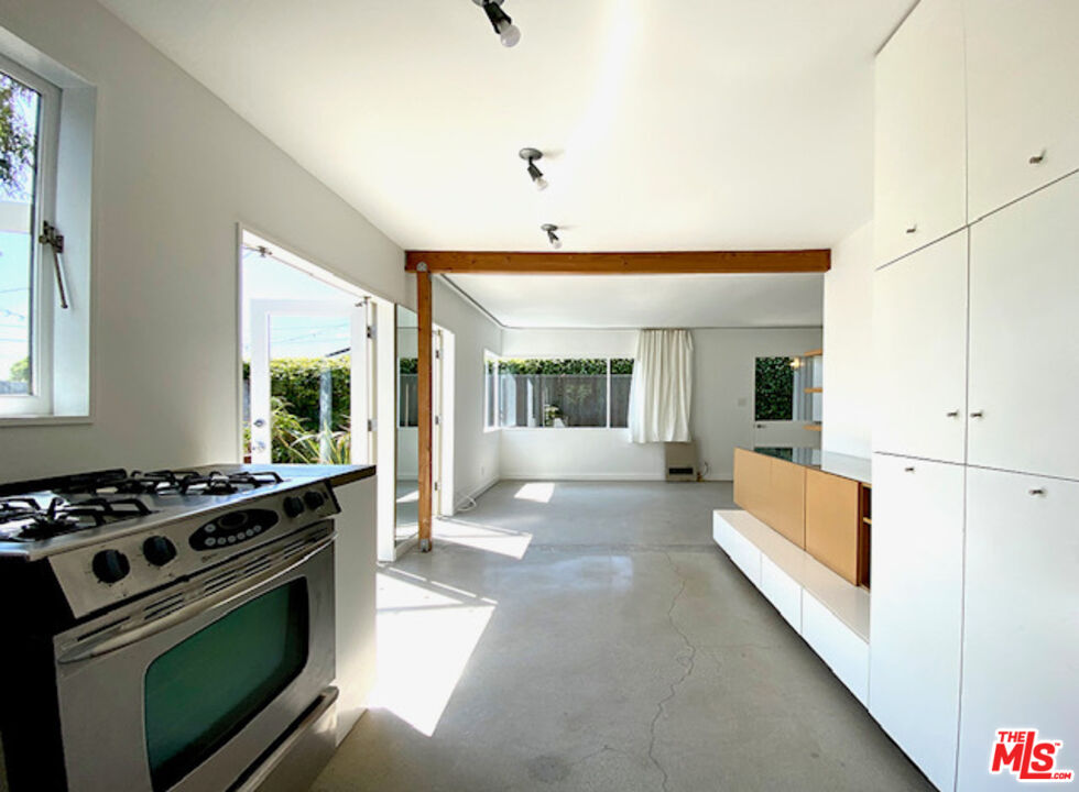 1819 Euclid Street Santa Monica, CA 90404 - Photo 8 of 55 a view of kitchen with stove and refrigerator