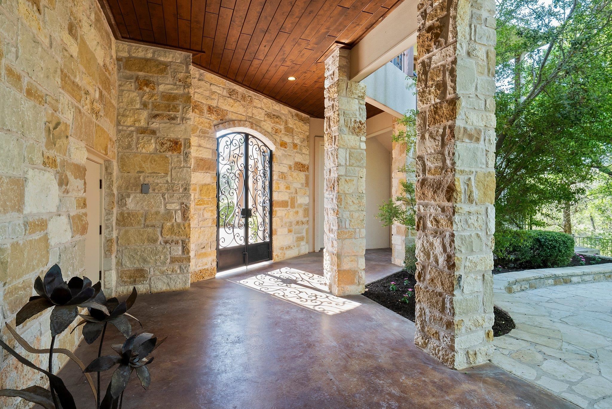 304 Hi Ridge Road Horseshoe Bay, TX 78657 - Photo 17 of 30 a front view of a house with a garden