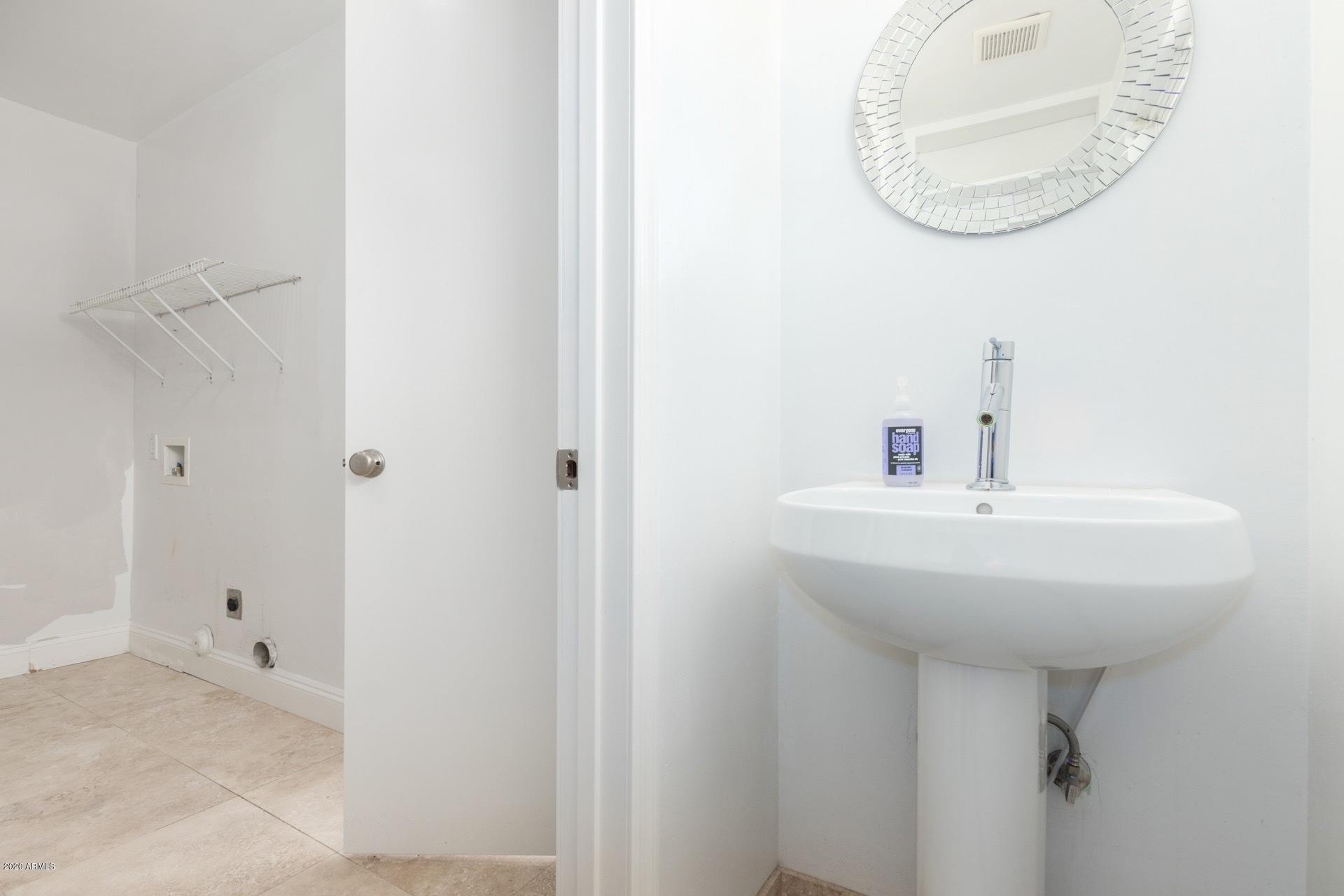 4933 East Osborn Road Phoenix, AZ 85018 - Photo 31 of 40 0021-osborn (20)
