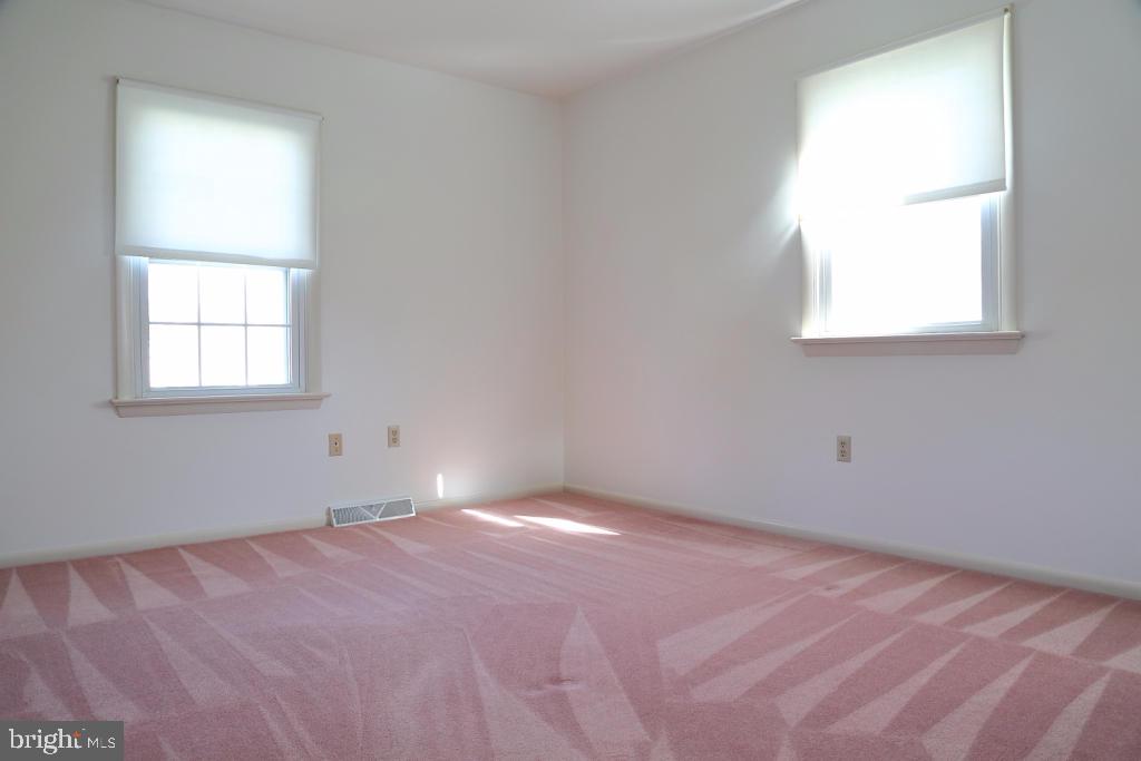500 Wallingford Road Lancaster, PA 17601 - Photo 17 of 23