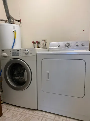 $289,000 | 901 Van Buren Court, Vernon Hills, IL 60061