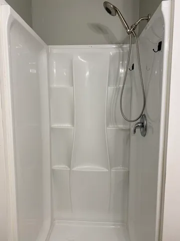 $289,000 | 901 Van Buren Court, Vernon Hills, IL 60061