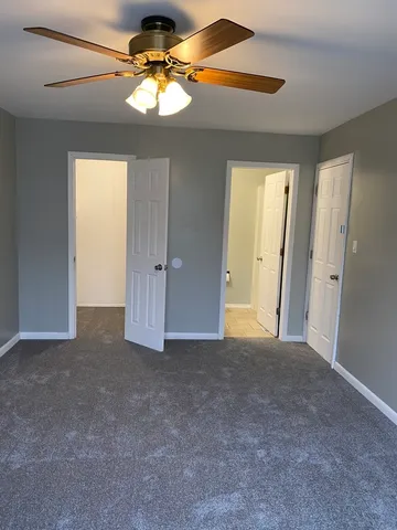 $289,000 | 901 Van Buren Court, Vernon Hills, IL 60061