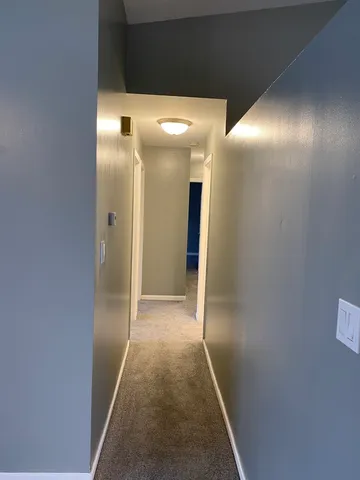 $289,000 | 901 Van Buren Court, Vernon Hills, IL 60061