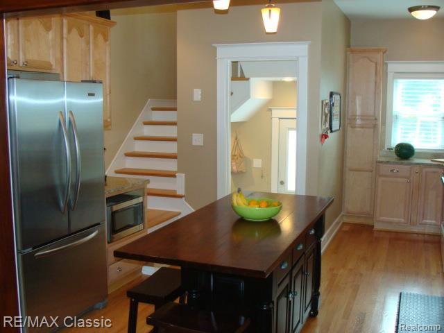 352 Linwood Avenue Rochester, MI 48307 - Photo 6 of 16 352 Linwood 017.jpg