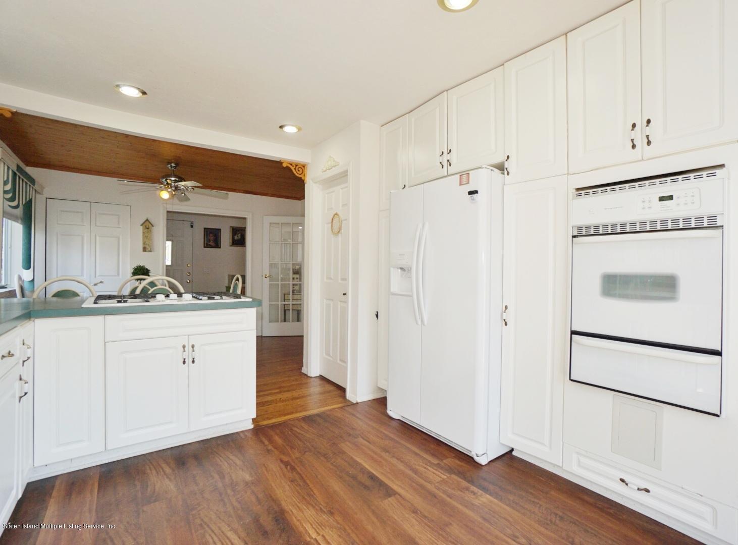 5 Dent Road Staten Island, NY 10308 - Photo 14 of 28 (14) KITCHEN