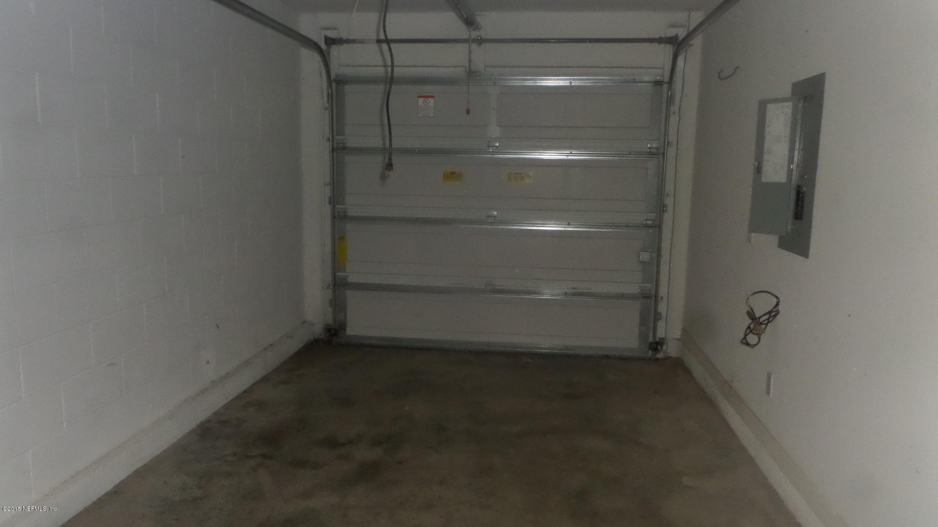 772 Bent Baum Road Jacksonville, FL 32205 - Photo 13 of 13 Garage